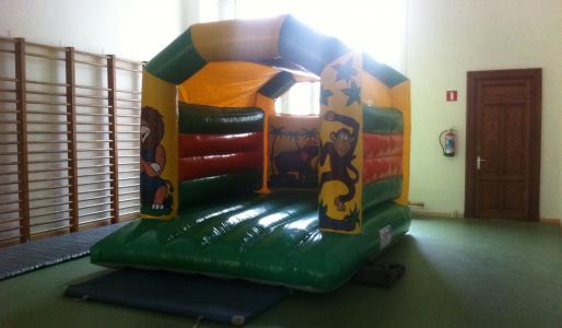 springkasteel de jungle