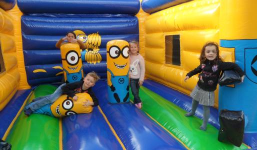 Minions springkasteel
